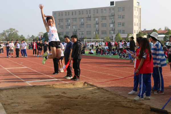 常德德才科技職業(yè)學(xué)校,常德招生就業(yè),電子商務(wù)專業(yè)學(xué)校,專業(yè)學(xué)校報(bào)考哪里好